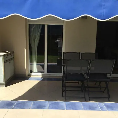 Delux Con Giardino Privato アンティーブ