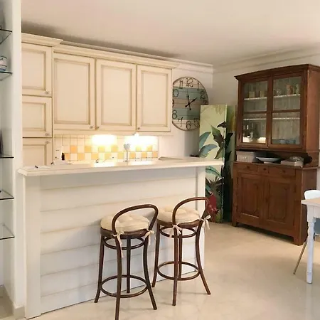 公寓 Delux Con Giardino Privato *